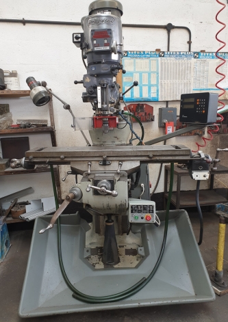 BRIDGEPORT SERIES 1 2HP TURRET MILLING MACHINE