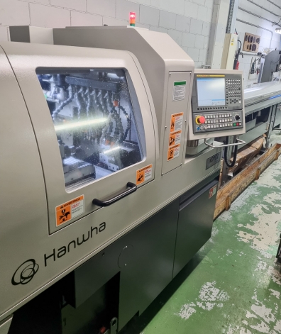 HANWHA XD16III H CNC SLIDING HEAD LATHE (7 AXIS)