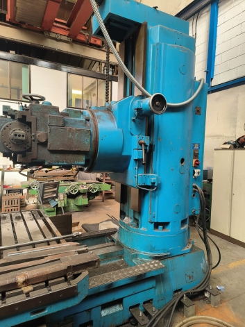 BOKO F30 UNIVERSAL BORING / MILLING MACHINE