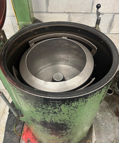 HENRI PETIT-JEAN ECO 500 OIL/SWARF SPINNER