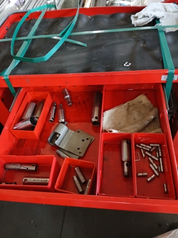 LNS SPRINT 542 AUTOMATIC MAGAZINE BAR LOADER (3M) LNS SPRINT 542 AUTOMATIC MAGAZINE BAR LOADER (3M)