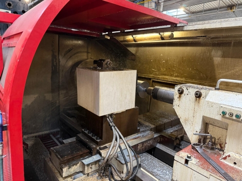 RICHYOUNG RIC-TC52160 CNC LATHE (1.3M SWING X 4.2M BETWEEN CENTRES)