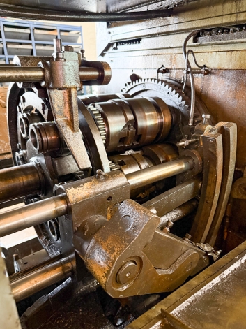 WICKMAN 1-3/8" X 6 SPINDLE AUTOMATIC LATHE