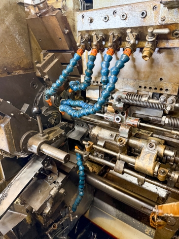 WICKMAN 1" X 6 SPINDLE STOPPING AUTOMATIC LATHE