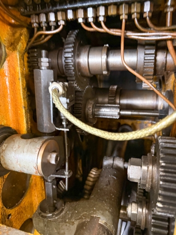 WICKMAN 3-1/4" X 6 SPINDLE AUTOMATIC LATHE