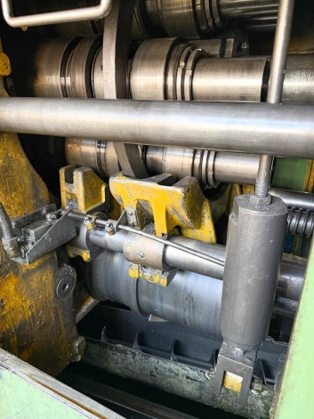 WICKMAN 3-1/4" X 6 SPINDLE AUTOMATIC LATHE